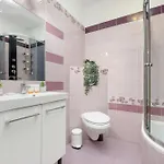 Bukowinska With Balcony And Parking And Swimming Pool By Renters Warszawa