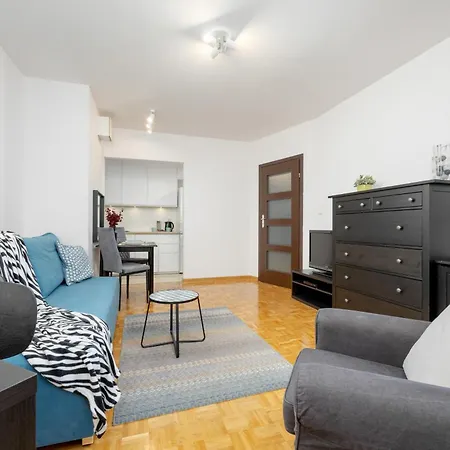 Bukowinska With Balcony And Parking And Swimming Pool By Renters 바르샤바