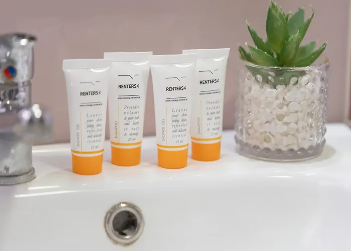 Bukowinska With Balcony And Parking And Swimming Pool By Renters Lejlighed