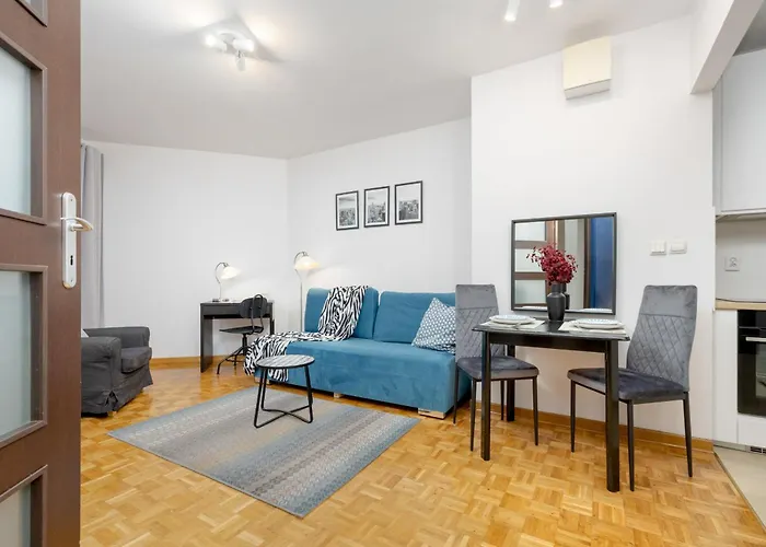 Bukowinska With Balcony And Parking And Swimming Pool By Renters