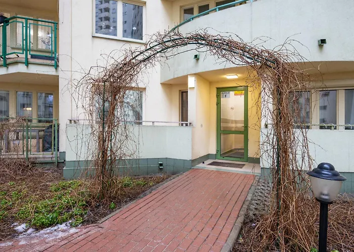 Bukowinska With Balcony And Parking And Swimming Pool By Renters Lejlighed